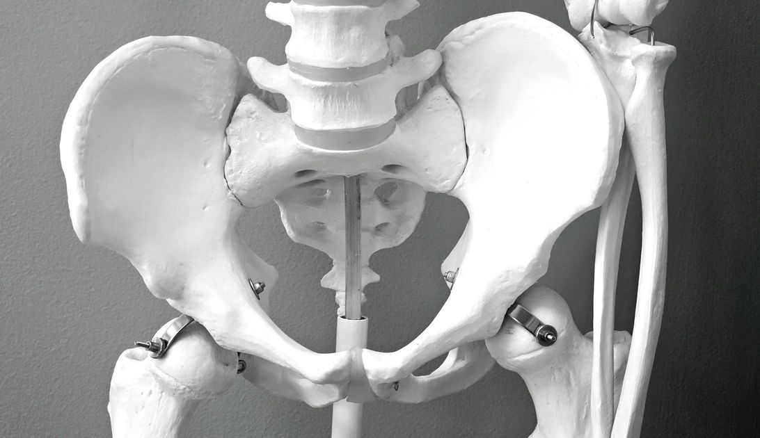 Una fractura por caída leve alerta sobre osteoporosis; especialista detalla prevención